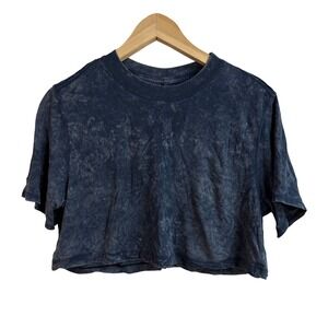 Lululemon Washed Blue Dye Crop TShirt Women's‎ Medium Short Sleeve Crew Neck Top